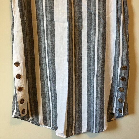 Vertical Barcode Stripe Button Accent Linen Tunic Tank Top - Picture 5 of 14